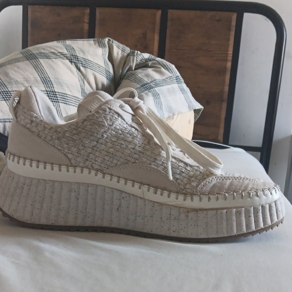 Universal Thread Platform Shoes - Picture 3 of 6